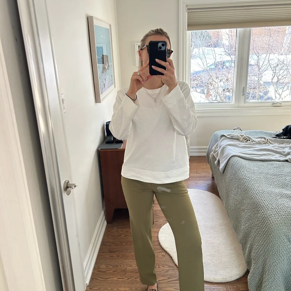 Babaton Straight Leg Women's Pants - NWOT - Picture 7 of 7